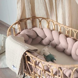 Old rose braided bed bumper knitted