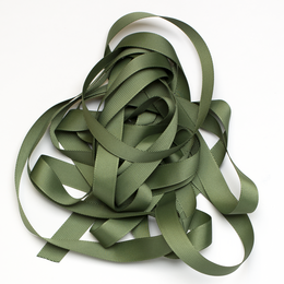 Gavebånd olivengrøn, grønt bånd let at binde, 16mm x 5m mørkegrønt grosgrain bånd til indpakning af julegaver