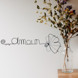 Ginkgo flower - "Love" - ​​Wire wall decoration