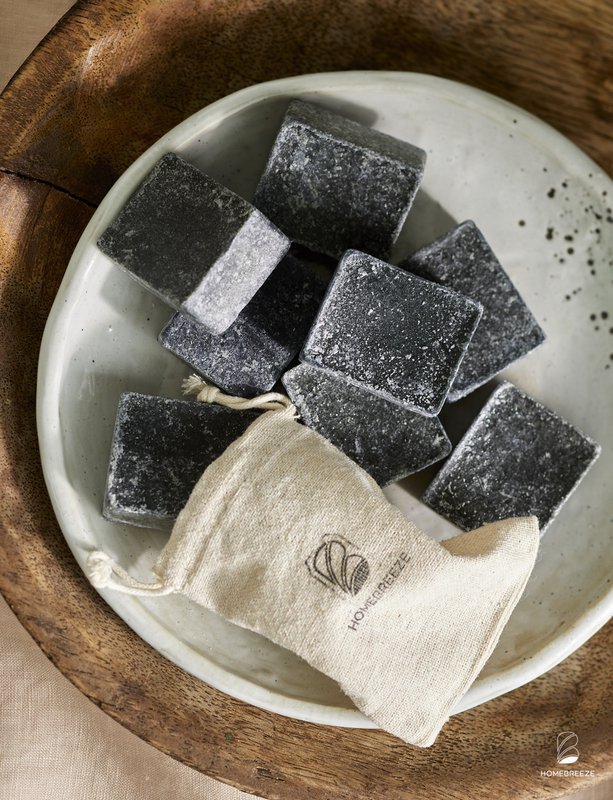 Black Amber Perfume Block (packed in 10 pieces)