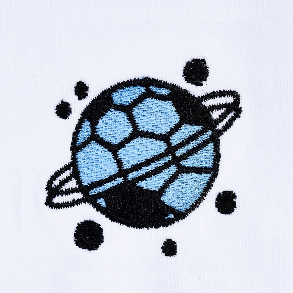 T-shirt gemaakt van katoen met voetbal borduurwerk