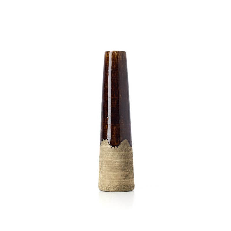 The Amber Cone Vase - Betonbrun - M