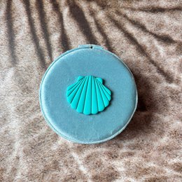 Blue travel jewels with turquoise shell