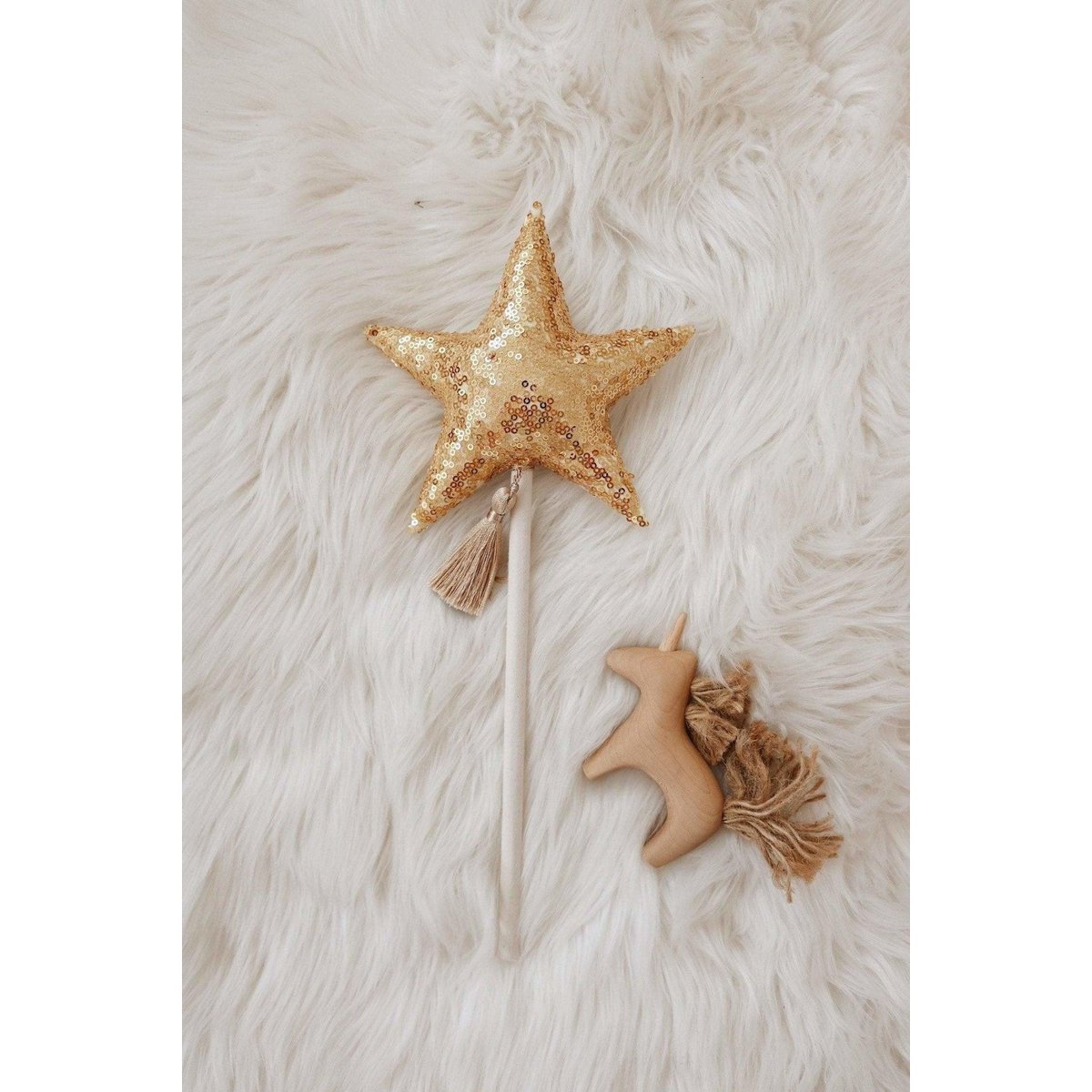 “Gold Sequins” Wand