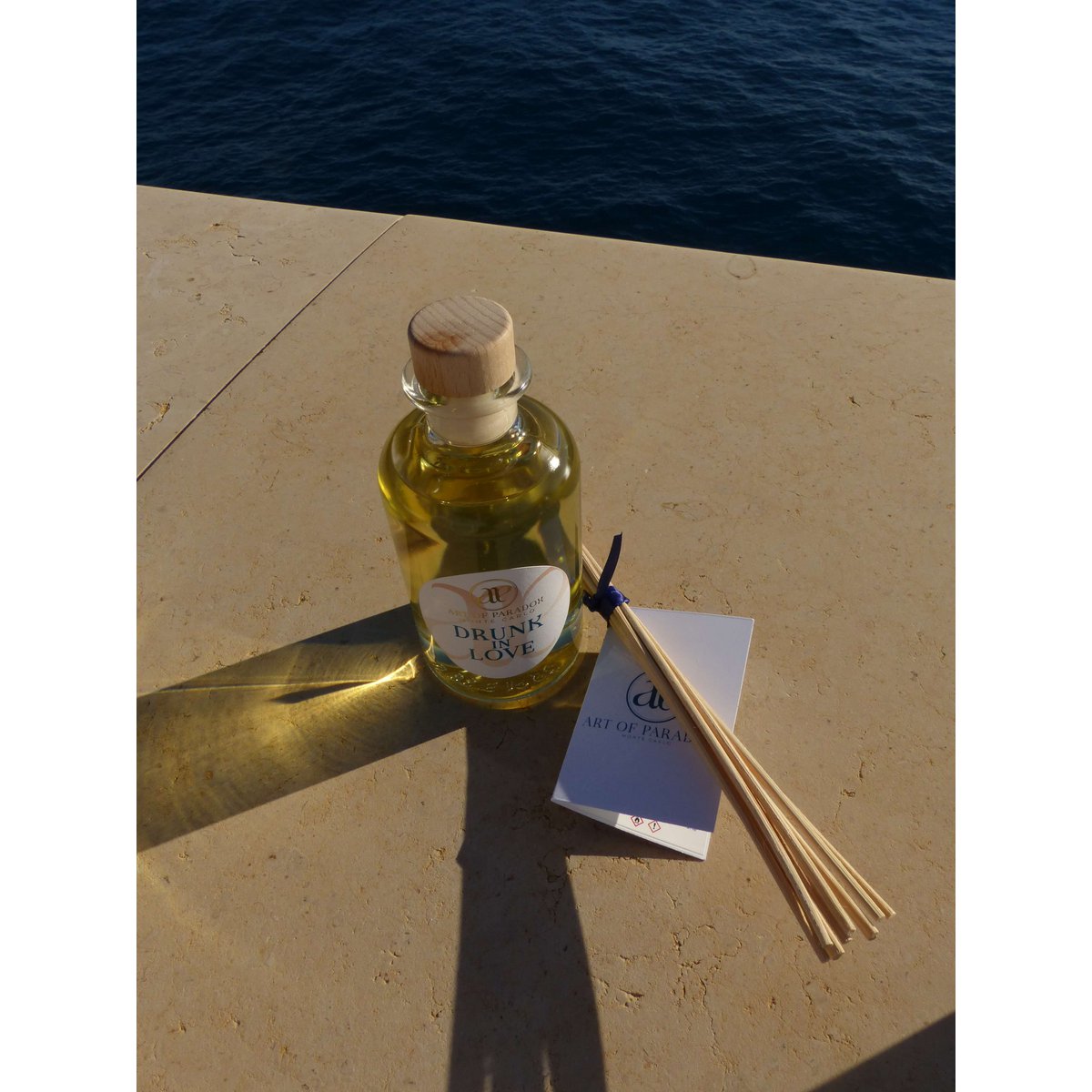 DRUNK IN LOVE - REED DIFFUSER - 250 mL