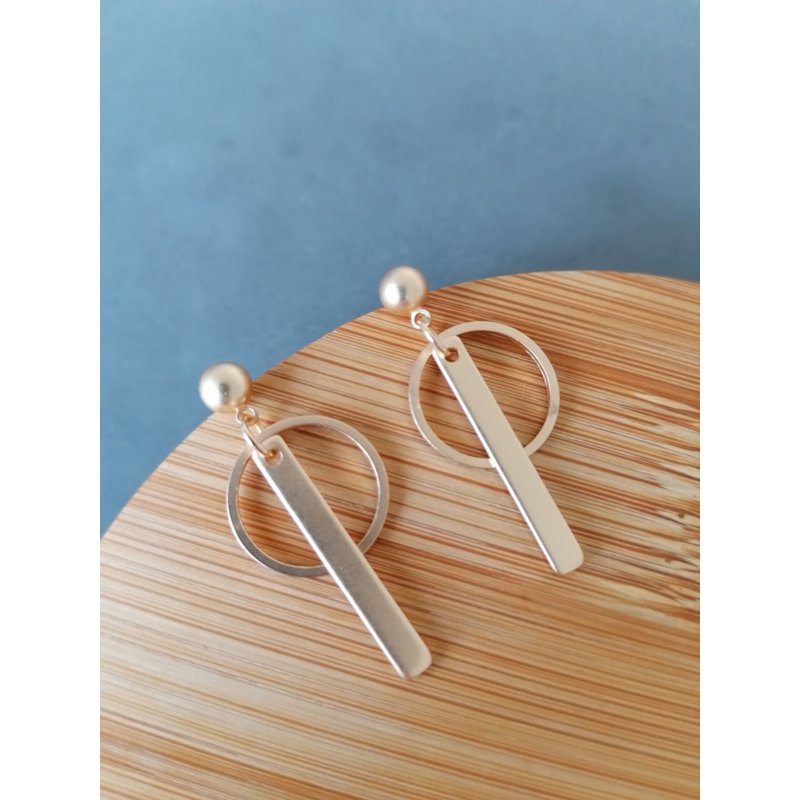 Paulette (gold)