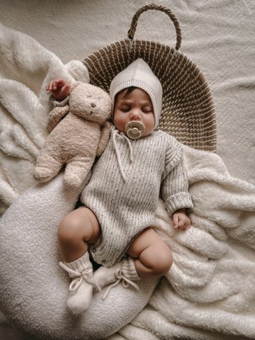 Merino baby bonnet off white