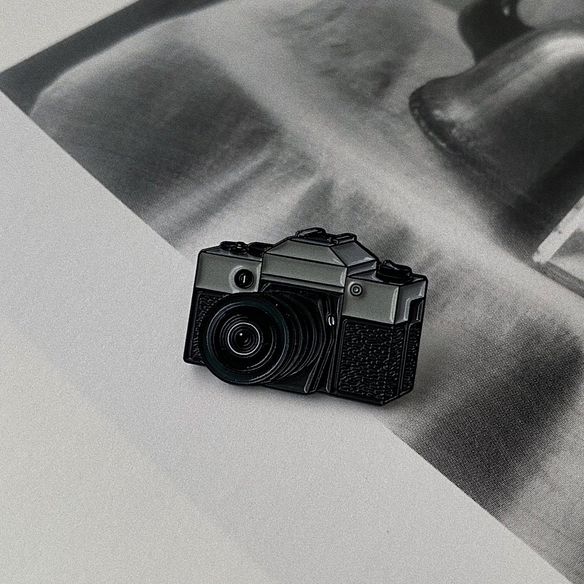 Enamel Pin "Film Camera"