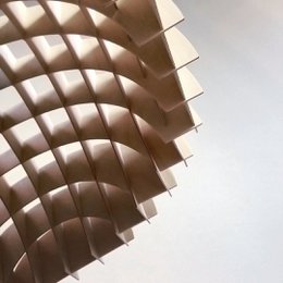 Lampada da soffitto a sospensione ad arco in compensato
