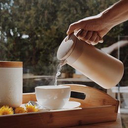 Thermos flask 0.8 liter gold
