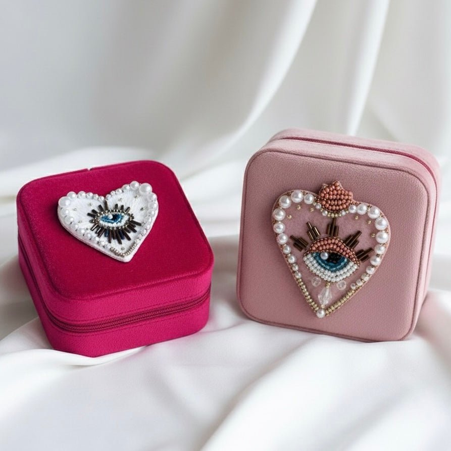 Boîte à bijoux de voyage en velours Fuchsia Protective Eye