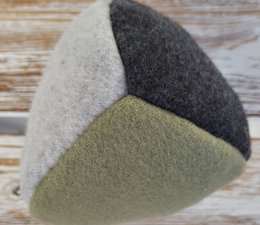 Bæredygtigt hundelegetøj Ball Naturlige materialer