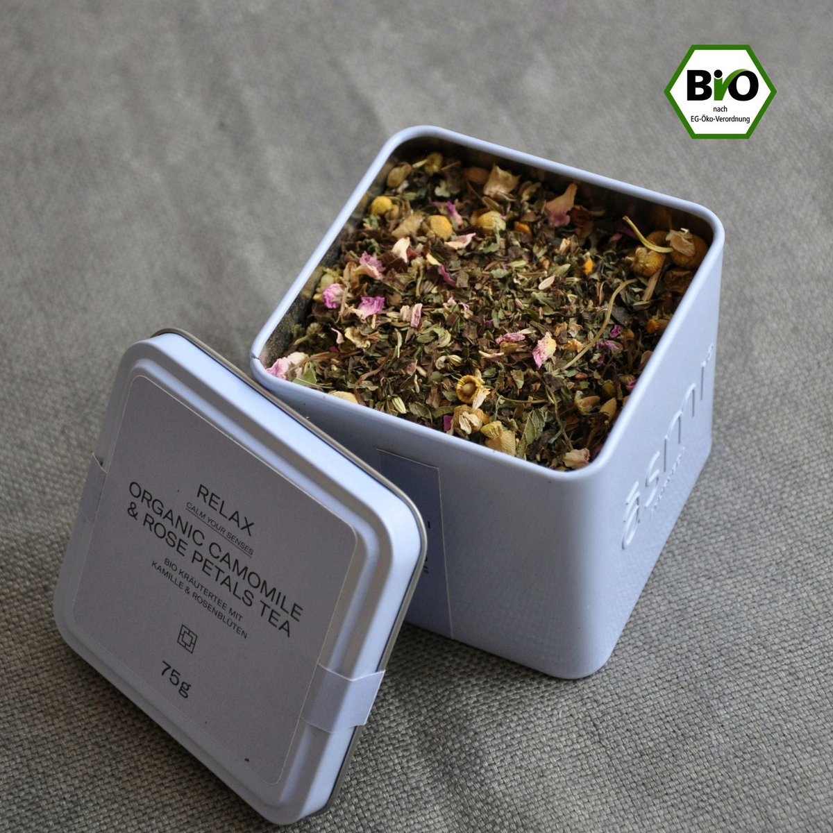 Roseva Bloom with chamomile & rose petals