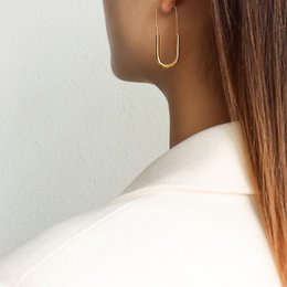 Pendientes de aro con clip de papel de diseño minimalista
