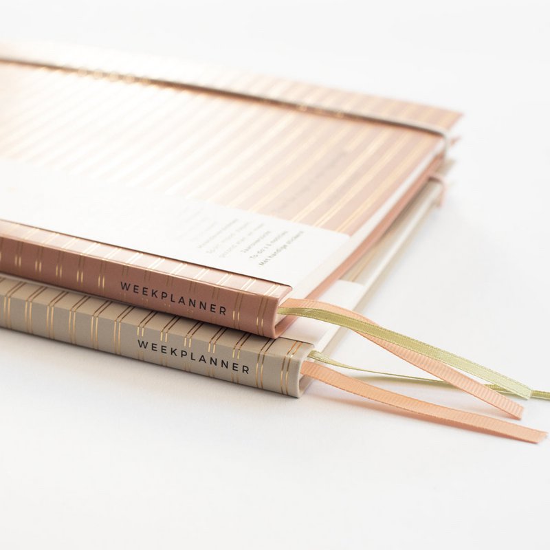 Weekly planner (soft green cover)