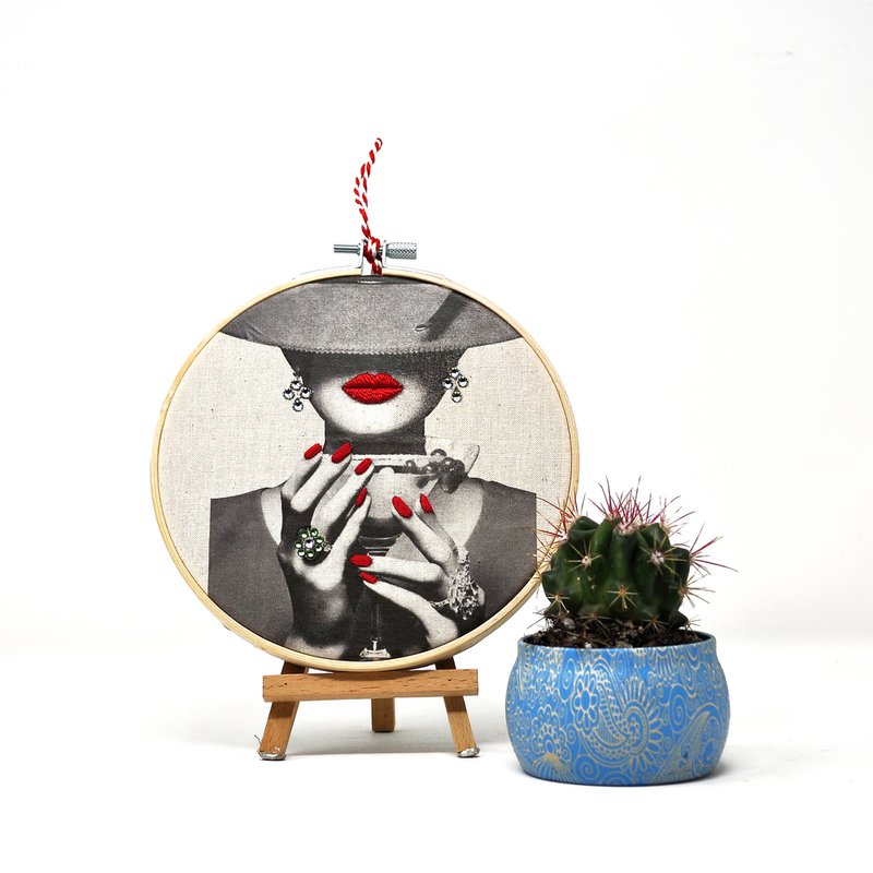 Handmade Embroidery Hoop Wall Art - Fashion Portraits -  Textile Wall Art (15cm)
