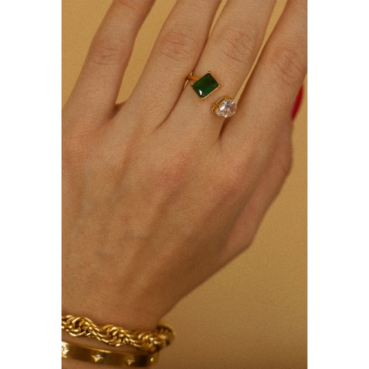 Helena - Pæreformet forlovelsesring vintage