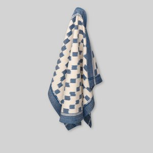 Theedoek, handgeweven ikat, blokpatroon in blauw/ecru