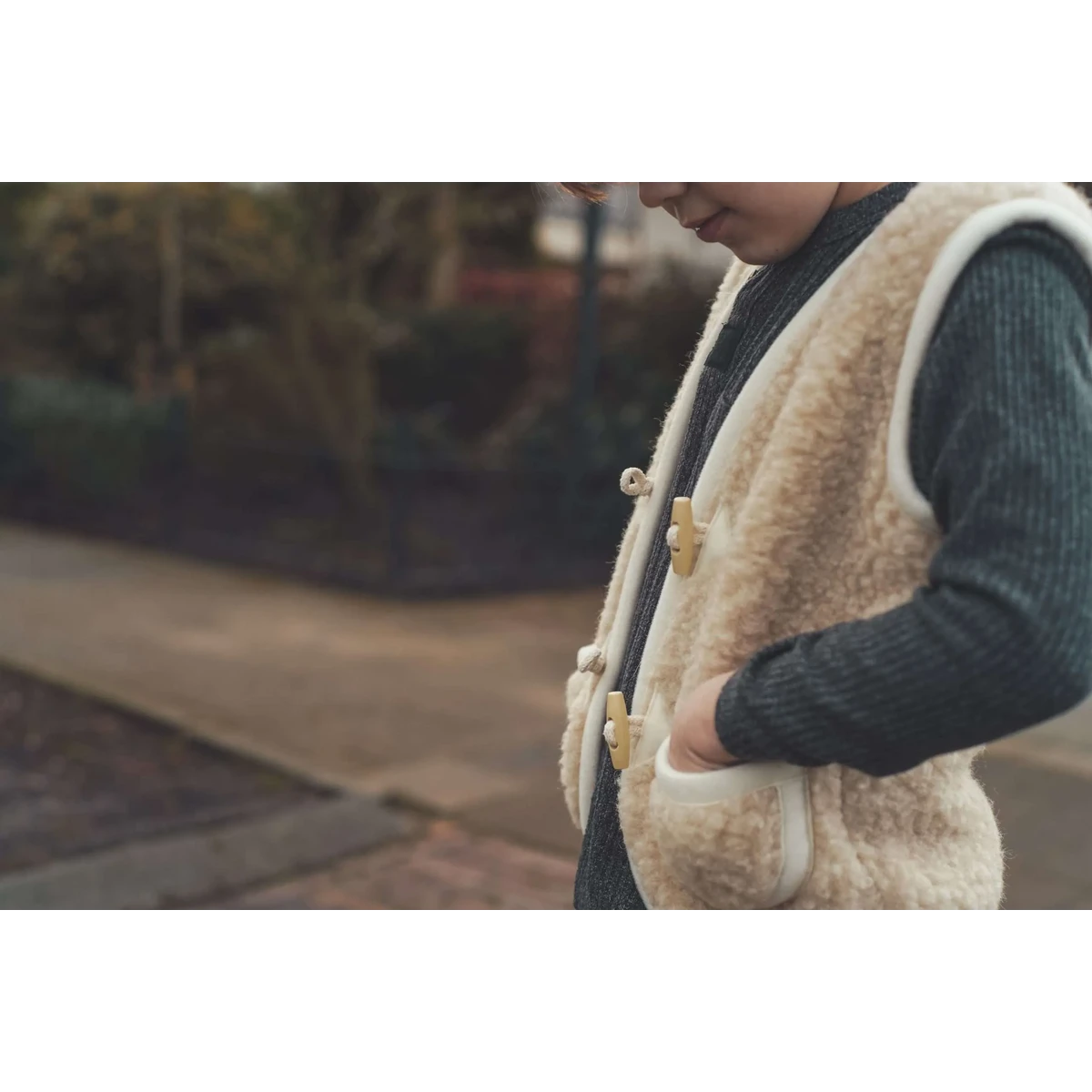 Woolen body warmer - Cappuccino