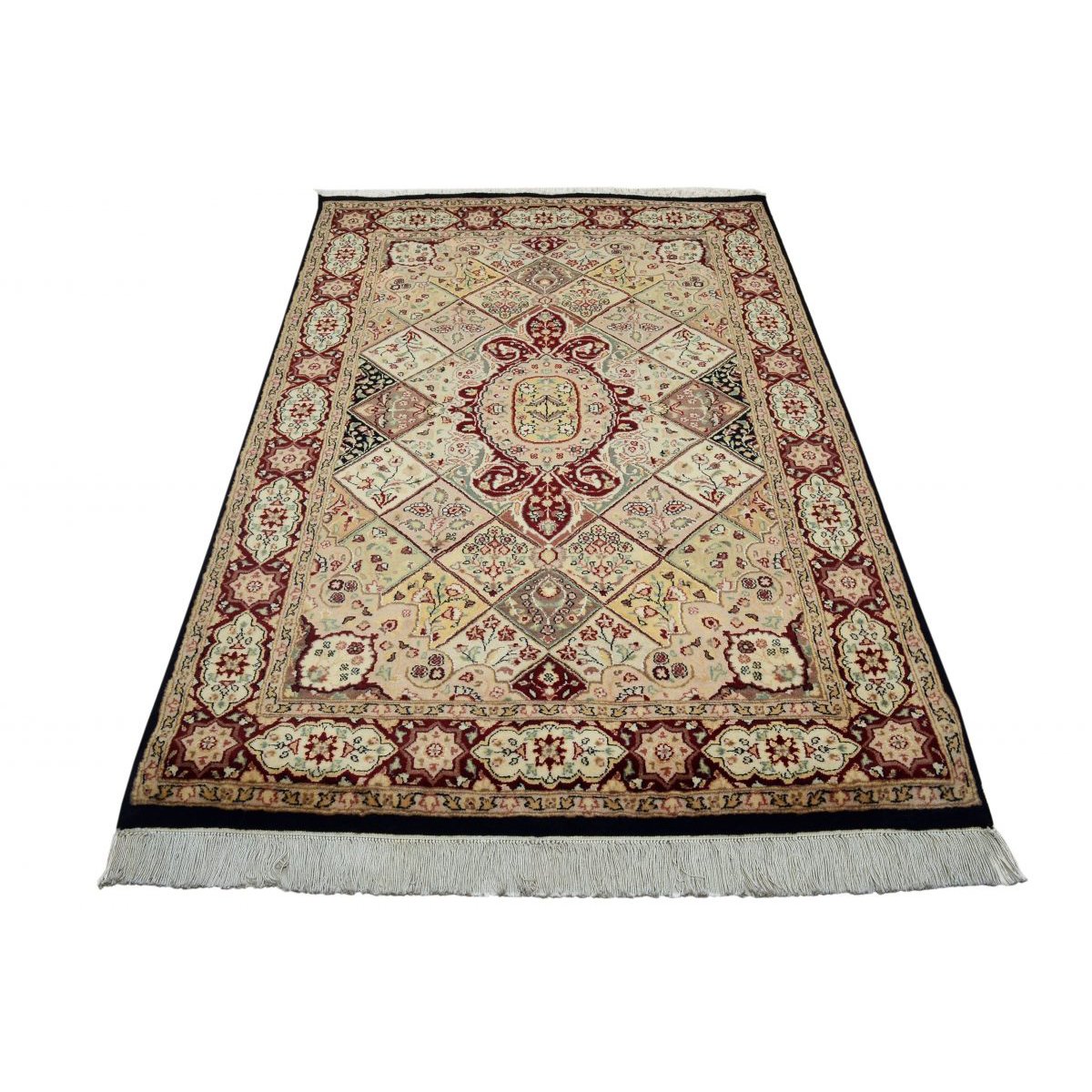 Scomparto Tappeto con nappe cammeo annodato a mano