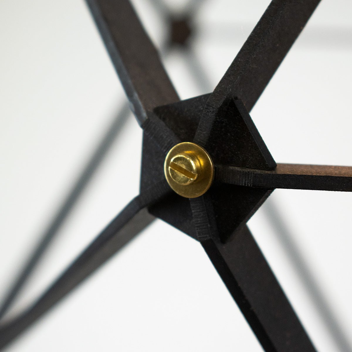 Icosy geometric hanging lamp black