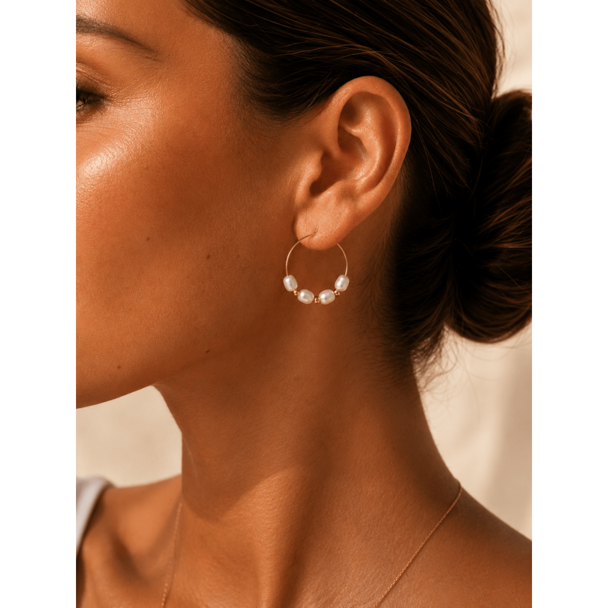 Cecile – Hoop earrings with river pearls