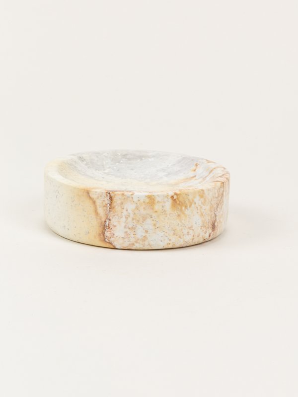 Small wide round box in stone with natural stone lid