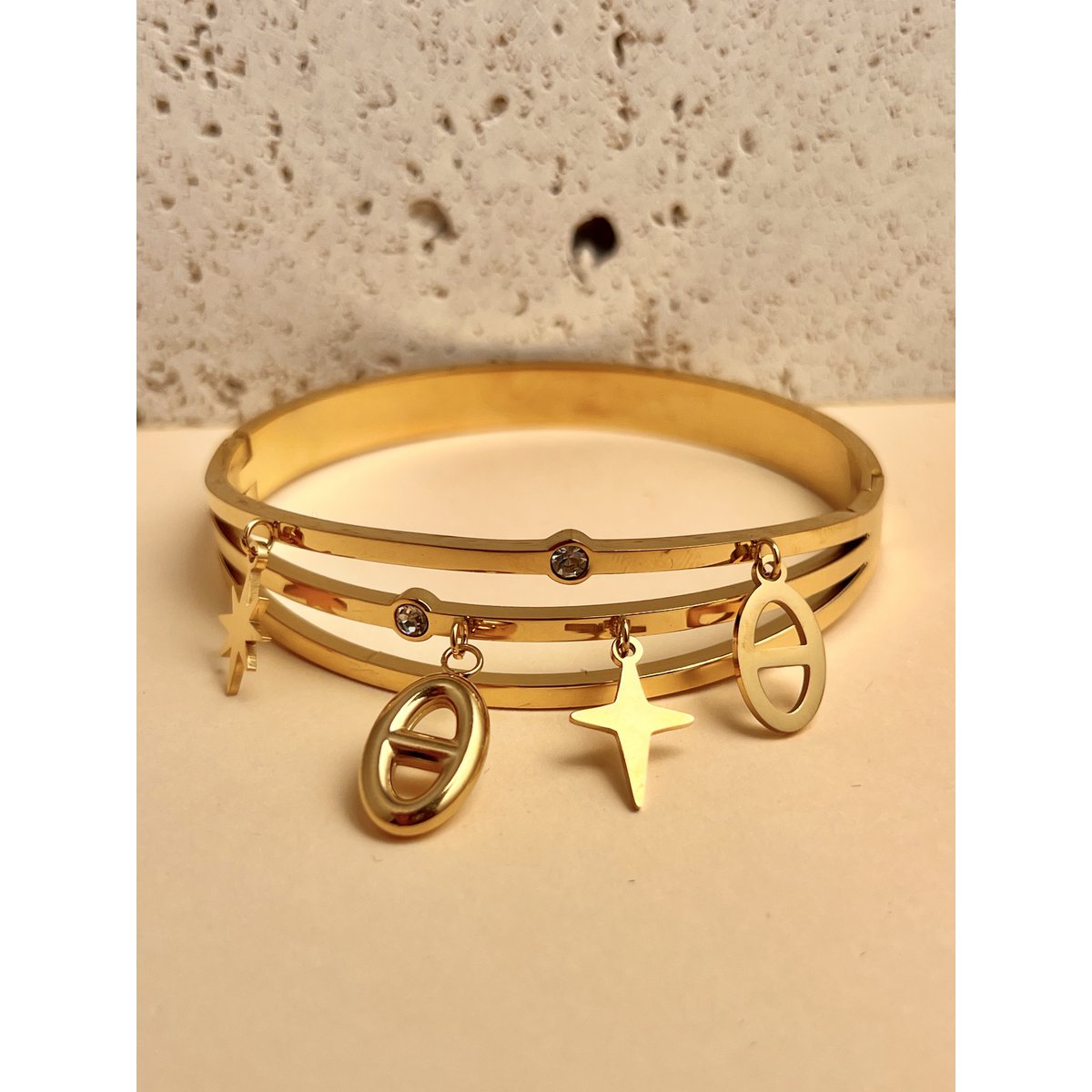 Bracelet Jonc  à breloques en acier