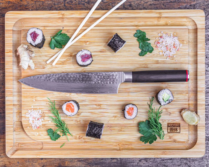 Kitchen accessories - KOTAI bamboo cutting board with juice groove and hidden handles - 40 x 30 x 2 cm