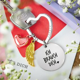 Llavero ángel de la guarda "Te amo" - amuleto de la suerte en forma de corazón con alas de ángel y placa grabada con un mensaje amoroso