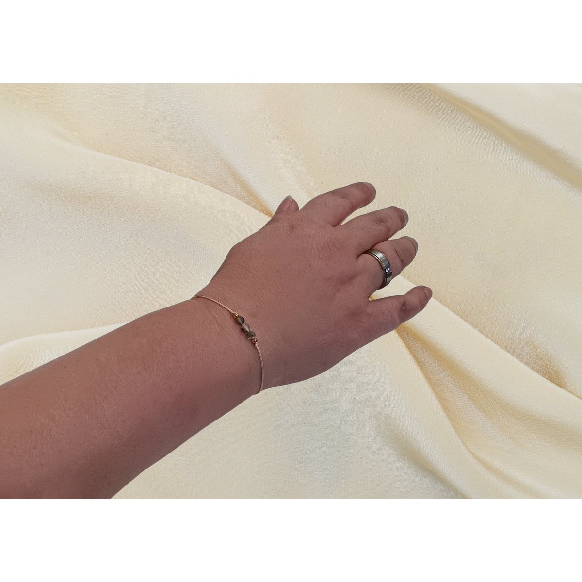 Bracciale in pietra di quarzo incluso, Ø 4 mm