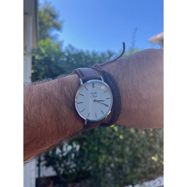 Reloj de Hombre La Véritable Correa de piel marrón con fondo cromado blanco