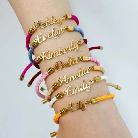 Personalisierte farbenfrohe Seilkette Benutzerdefinierte Namensarmband Personalisierter verstellbarer Namen Schmuck für Mädchen