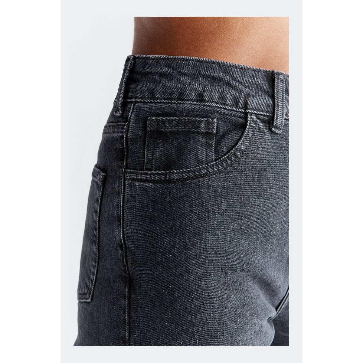 WN1010-145 | Damen Mom Fit – karbonowo-szary