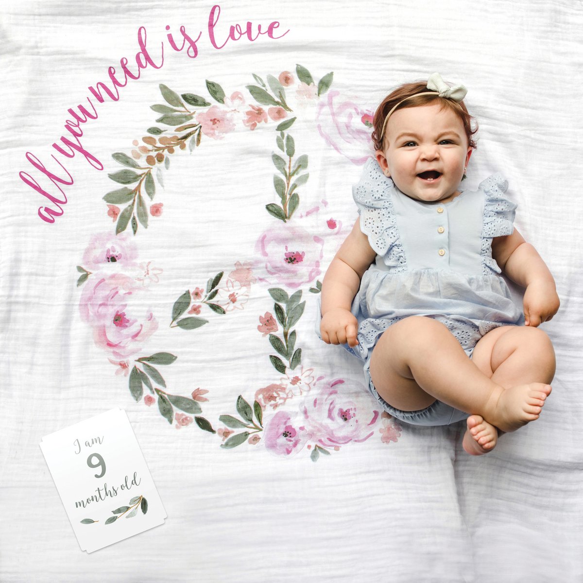 Lulujo Baby's First Year - All you need is Love