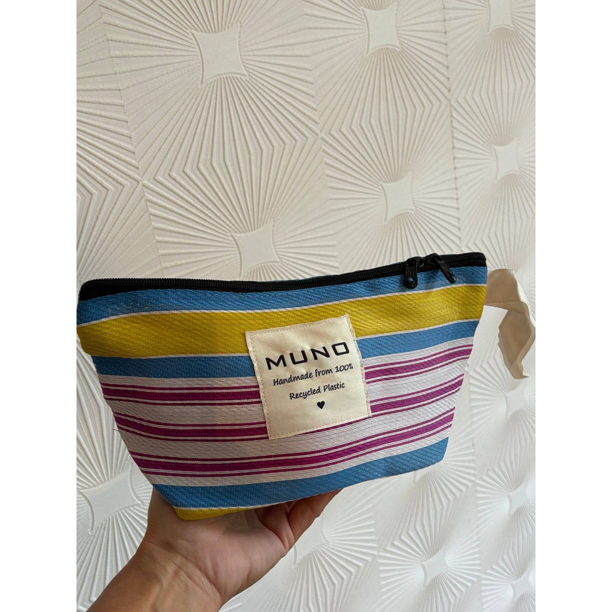 Bolsa de nylon reciclada hecha a mano