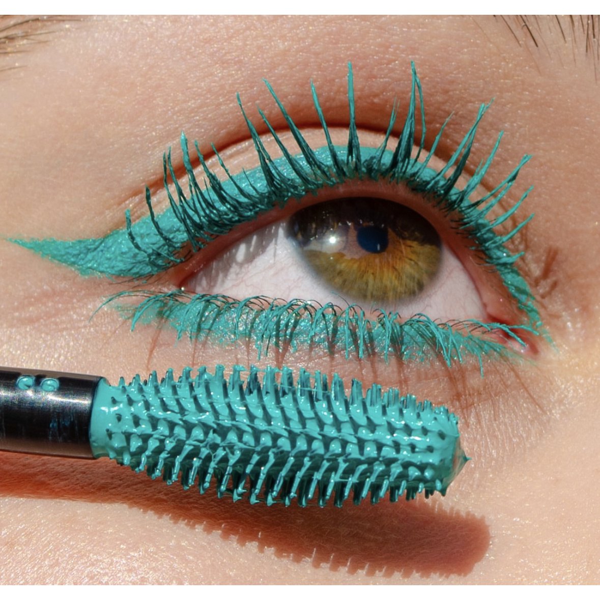 Green Mascara