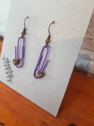 Pendientes de clip personalizados morados | por lovebynlanla