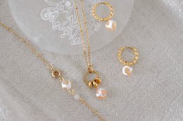 Dzi Agate and Moonstone Bracelet - Gold