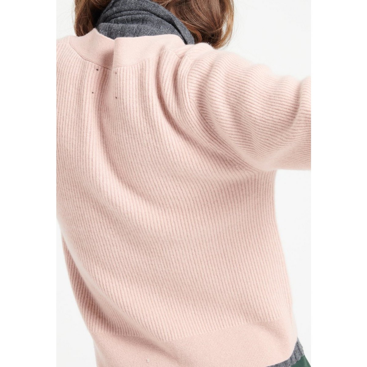 MIA 13 Cardigan scollo a V a maniche corte in cashmere con lavorazione a coste rosa cipria