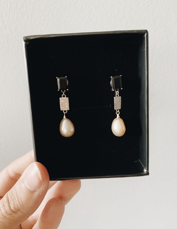 Triple Joy Pearl dråbe ørering - guld