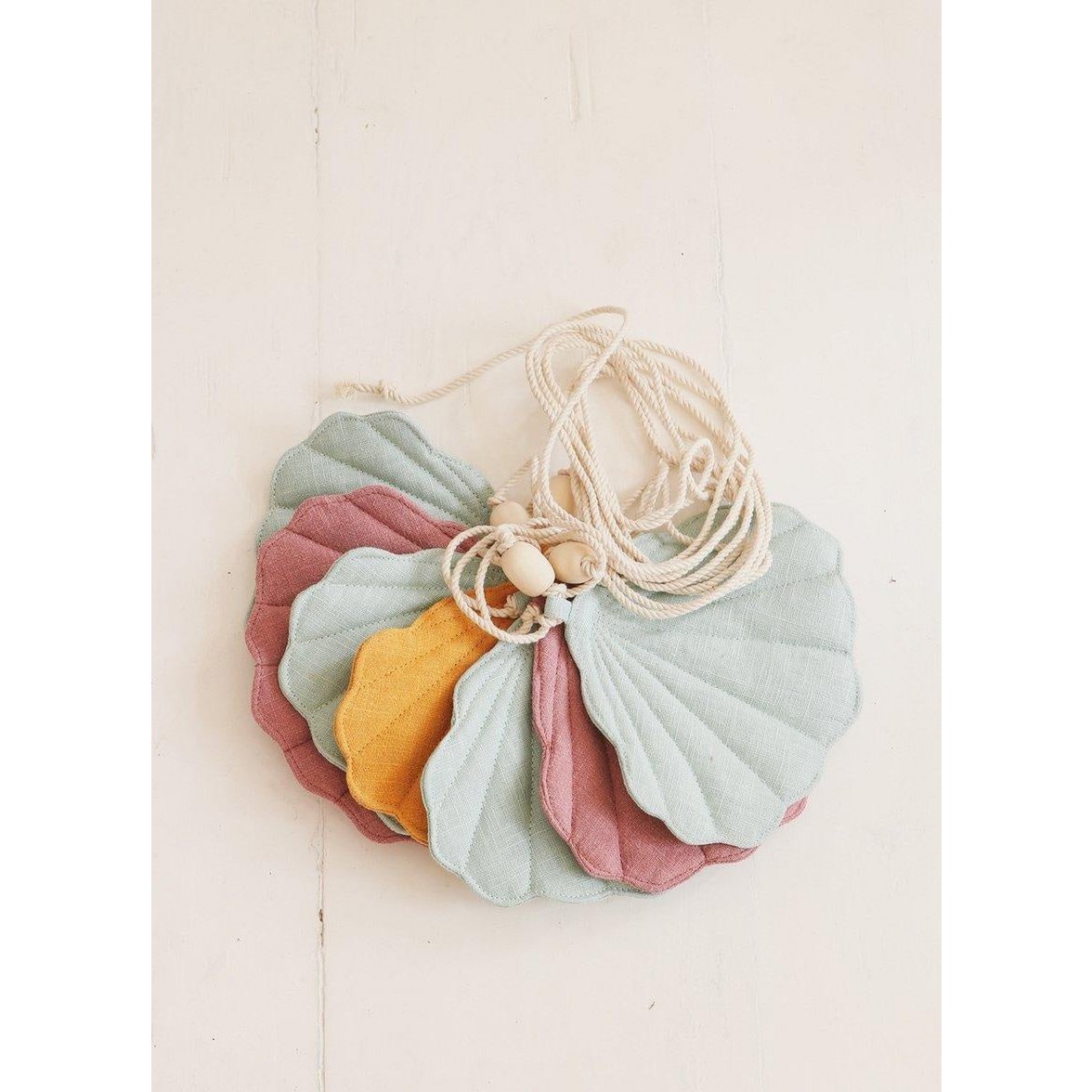 Guirlande en lin "Summerwind" avec coquillages