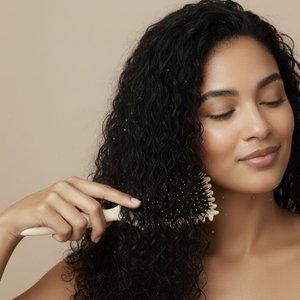 YOSMO Bounce Curl Hairbrush – For Definition, Volume & Frizz-Free Curls