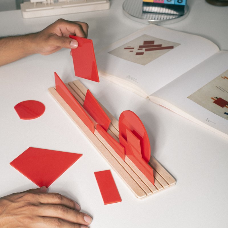 Shapes of Suprematism | Red