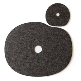 Set of table mat and coaster