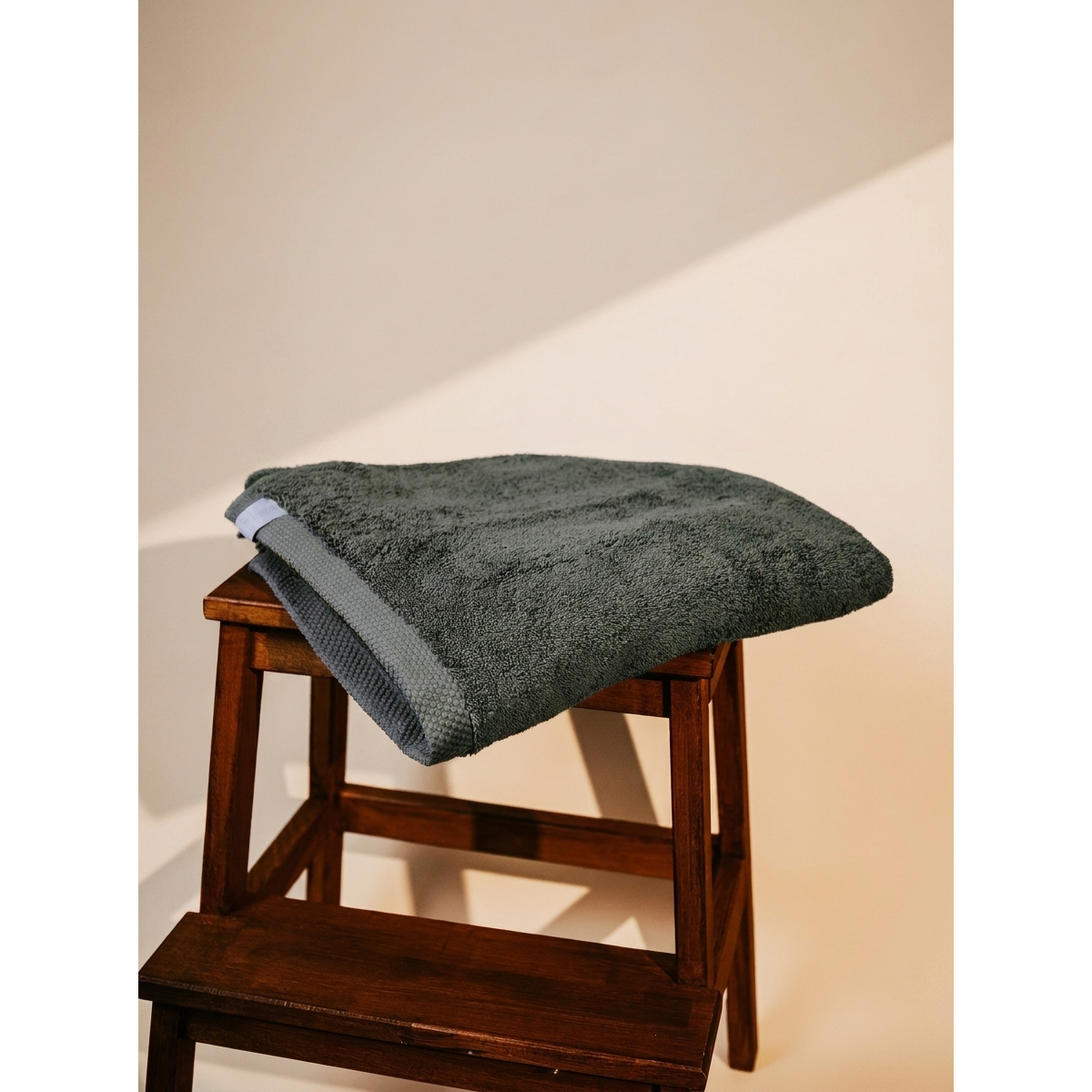Pamukia GOTS Organic Cotton Terry Bath Towel 70 × 140 cm | Essence Collection
