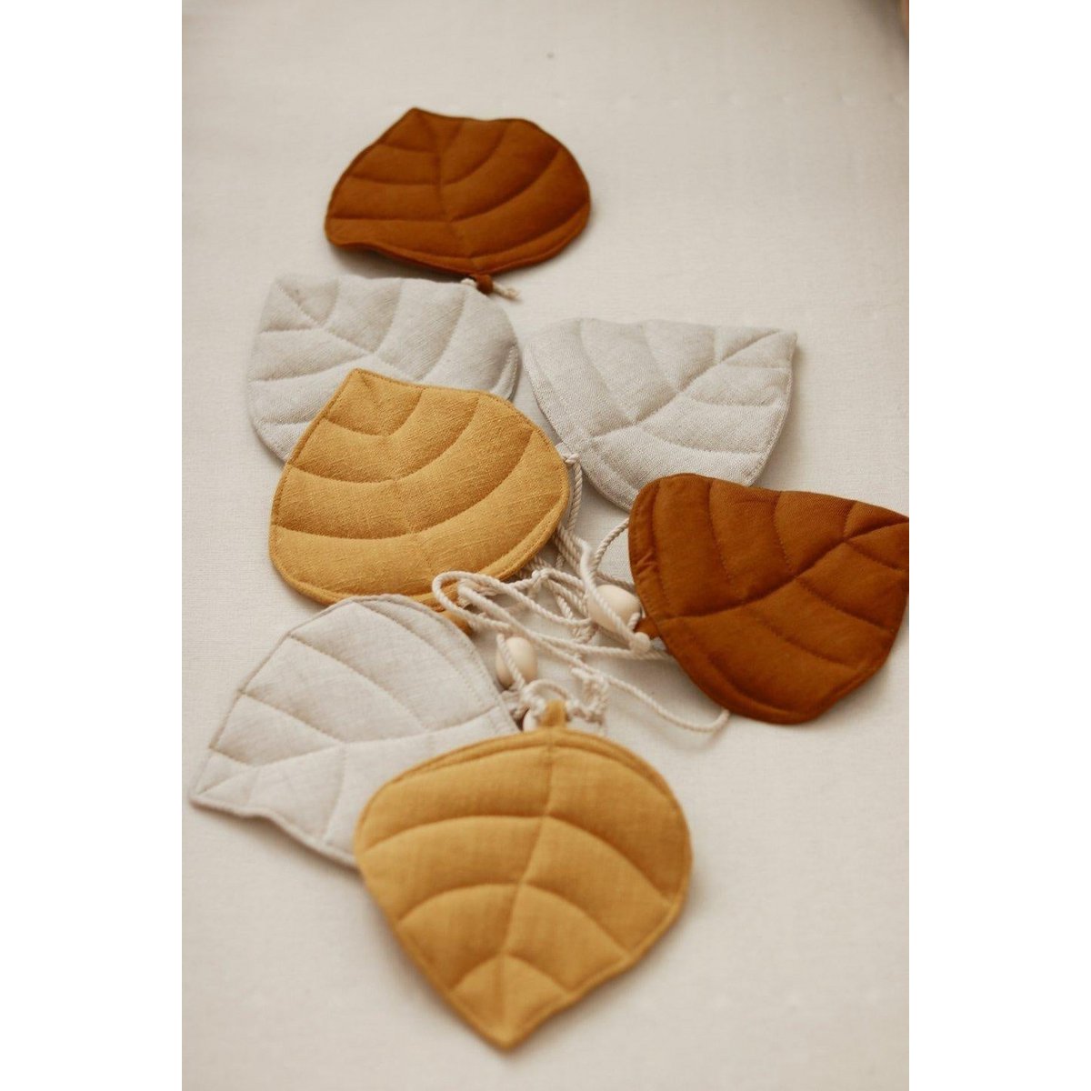 Guirlande de Lin "Ocre" avec Feuilles