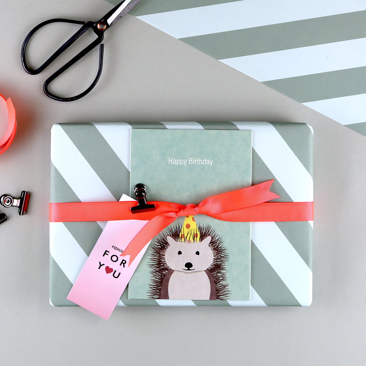 Geschenkpapier Streifen Cloe Salbei