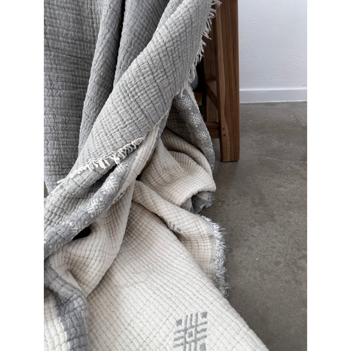 Muslin blanket - light gray-white - 2.20 x 2.50 m MESSE