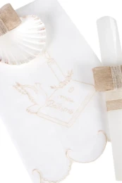 Set Battesimo con Candela decorata, Asciugamano e Conchiglia